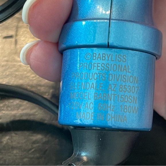 BaBybliss Pro Nano Titanium 1 1/4” Curling Iron - Picture 7 of 8